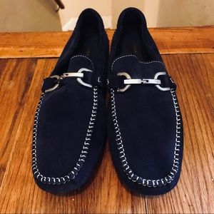 Donald J Pliner blue suede shoes